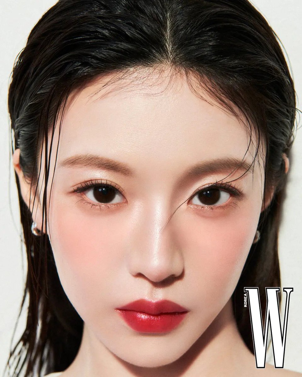 go younjung tweet media