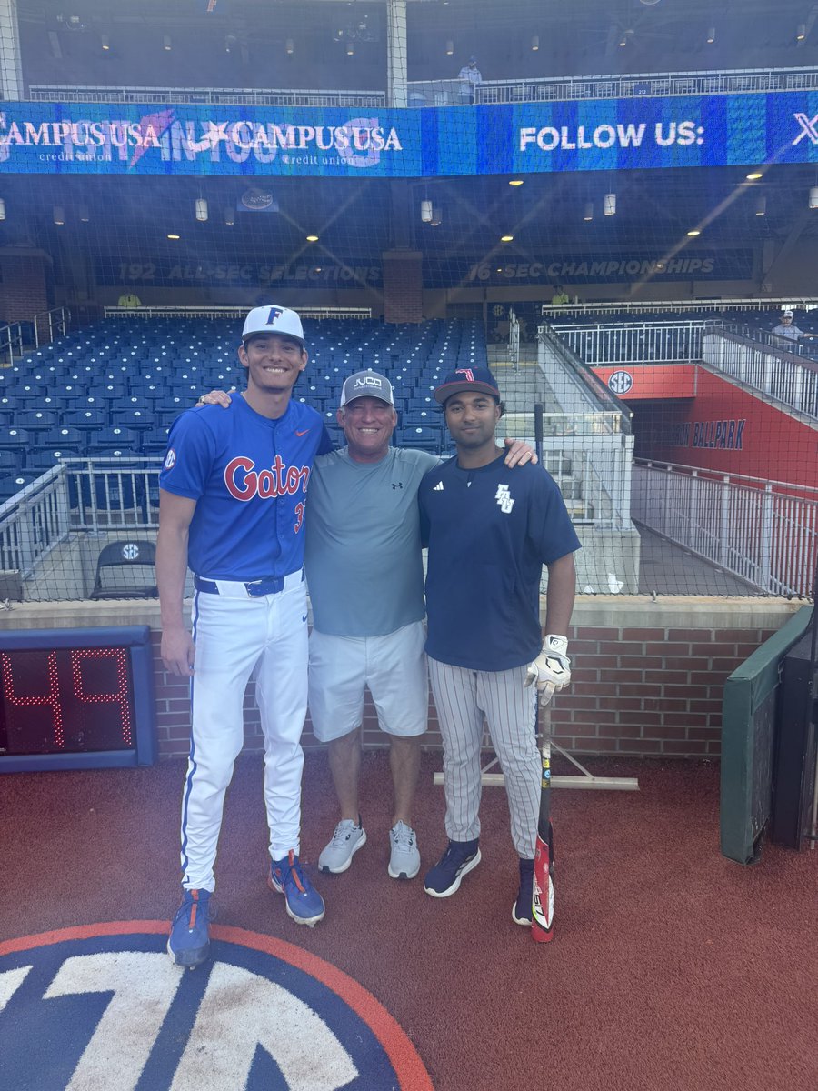 Johnny Wiggs tweet media