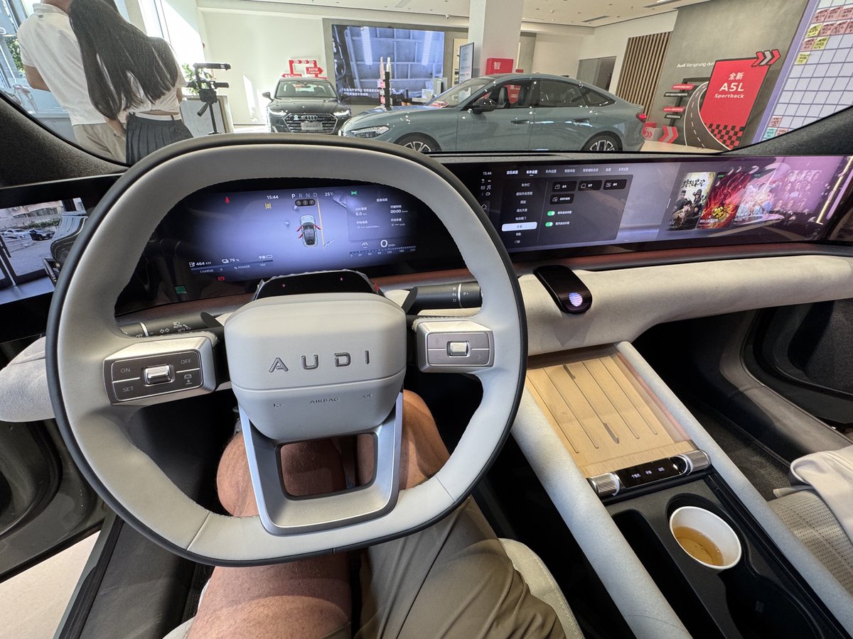 Nicolas Declunder 🇭🇰🇪🇺 tweet media