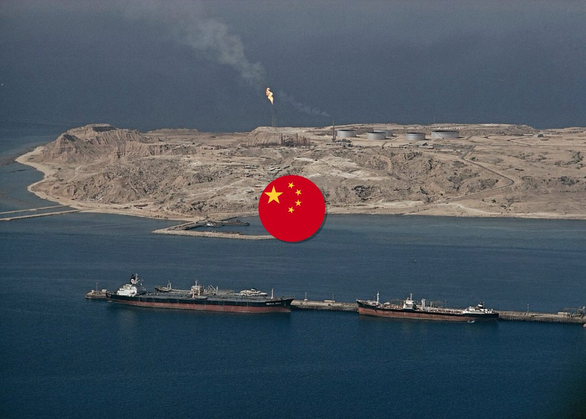 🇮🇷🇨🇳 - O Irã afirma que apenas navios chineses podem transitar pelo Estreito de Ormuz, considerando isso um "gesto de agradecimento" pelo apoio de Pequim.

Todas as outras embarcações estão proibidas. Teerã adverte que qualquer travessia não autorizada será recebida com ação