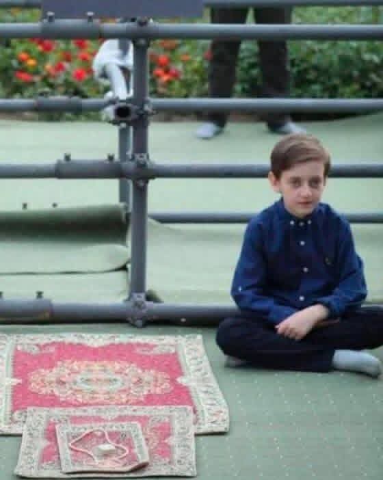 Pagli_47's tweet photo. The USA is the killer of innocent children 

#ExpelUSAEmbassy https://t.co/FHfmDkVDrI