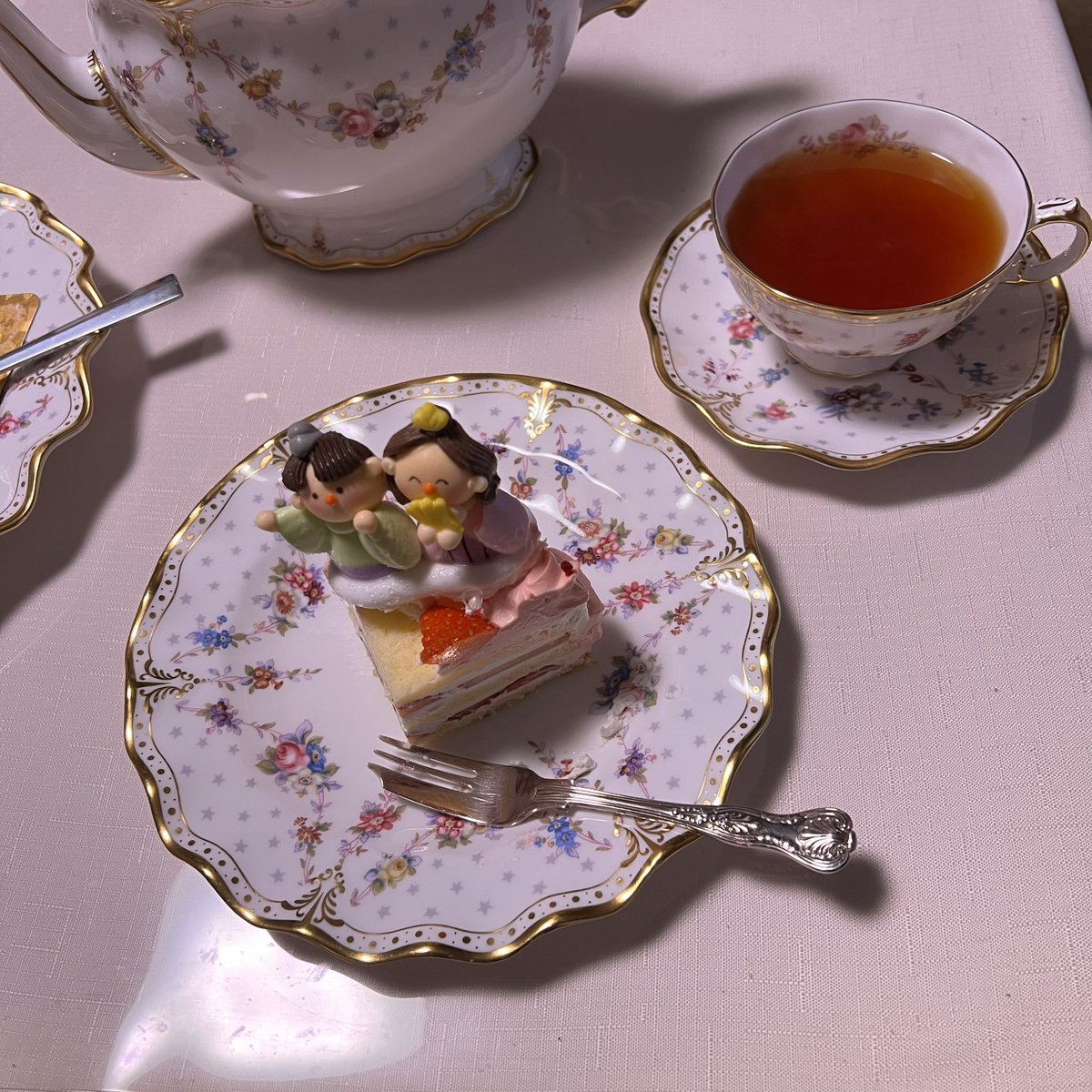 よっしー☕️🫖🍽 tweet media