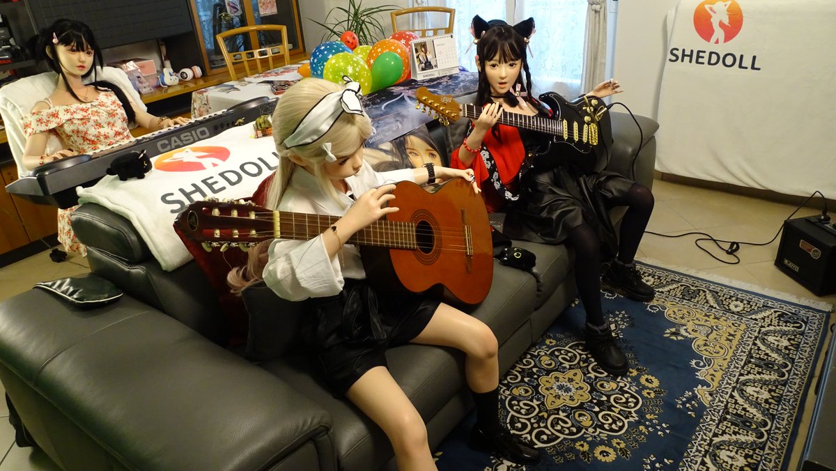 David Play tweet media