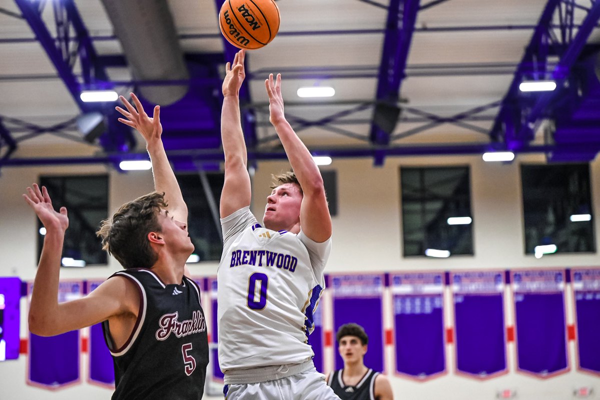 SENIORITY Photo/Iconic Nashville tweet media