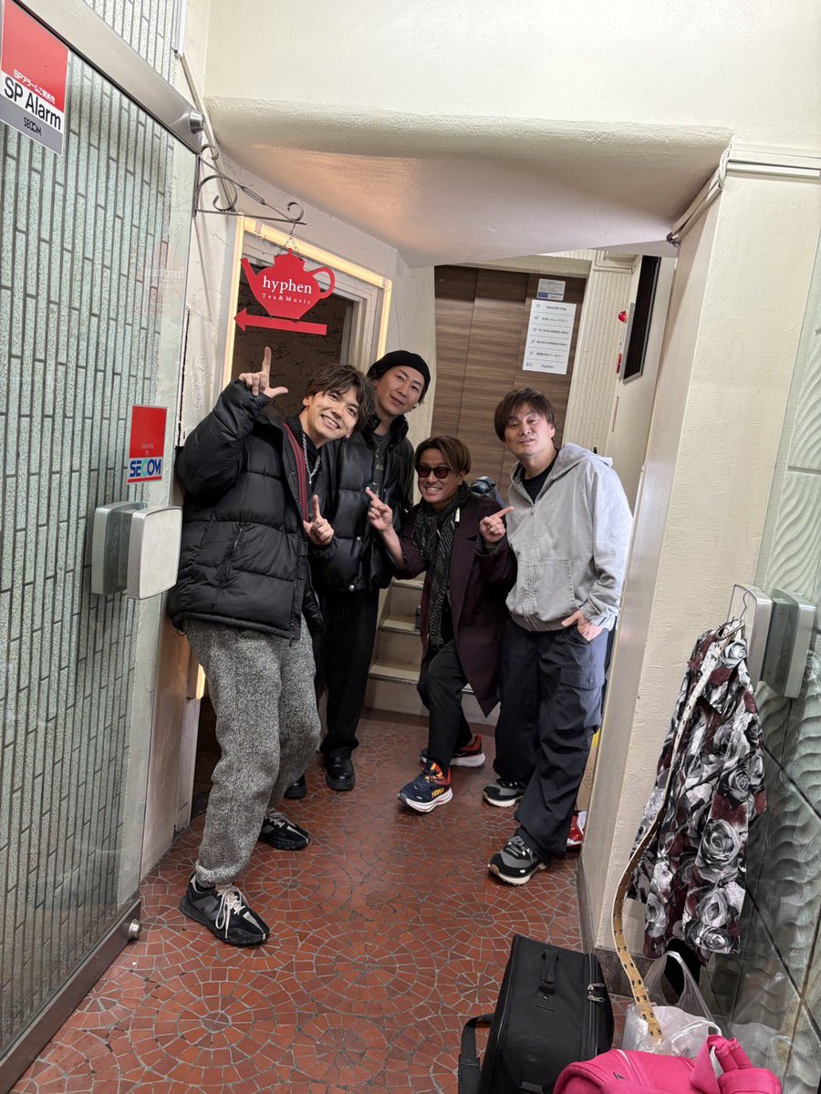 YASUTAKE &amp; KENSHI presents “In The Spirit” Vol.6
自由が丘ハイフンでした！

初めましてのメンバー皆さまなのに、とっても素敵にサウンドしました♪
楽しかったぁ！！

沢山のご来場ありがとうございました😊

#yamahadrums #Zildjian #ASPR