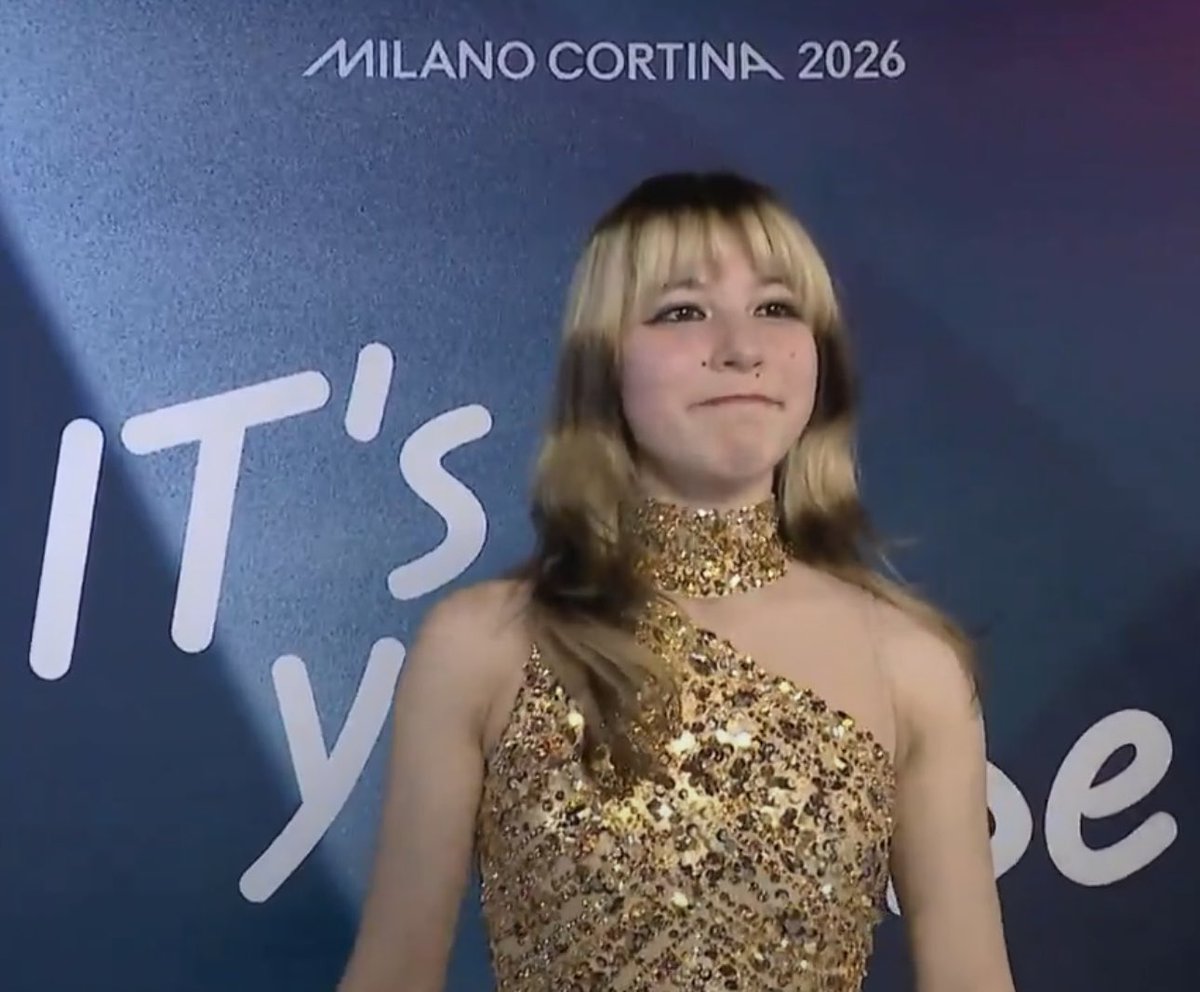 lindsey ⭐️ tweet media