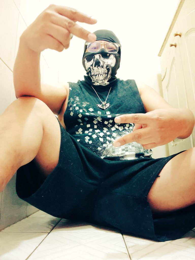 🦇☠️Noctámbulo☠️🦇 tweet media