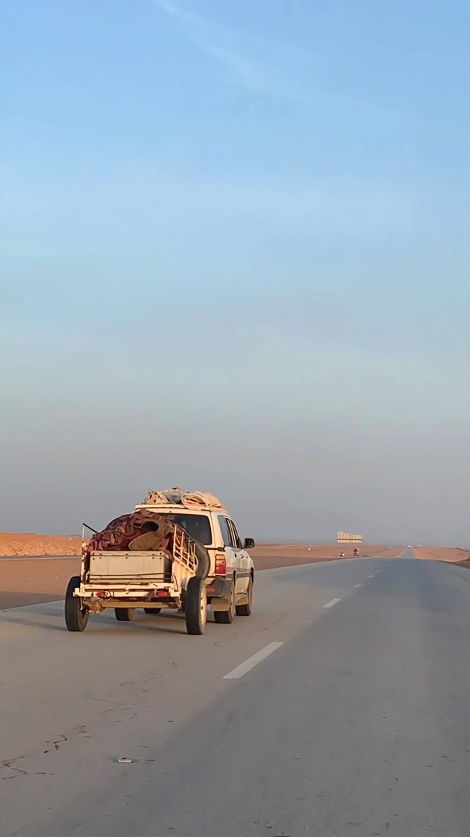 #عاجل_الان 🚨

في عز الأحداث #بدايه أنت تنعم بالأمن والأمان معًا

فقل الحمدلله