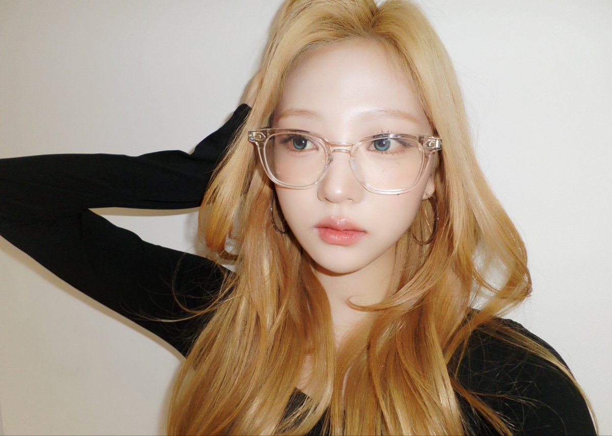 stella ۫ ꣑ዪ tweet media