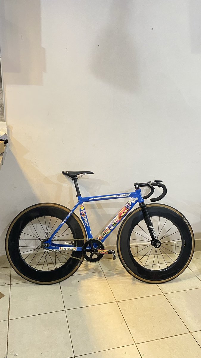 akurajasiliwangi tweet media