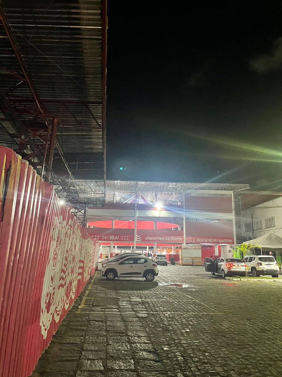 bastidoresport's tweet photo. O Náutico já prepara festa de comemoração pelo título no seu salão superior. 

A arrogância precede a queda 🤞🏻 https://t.co/o0dci4o9Ma