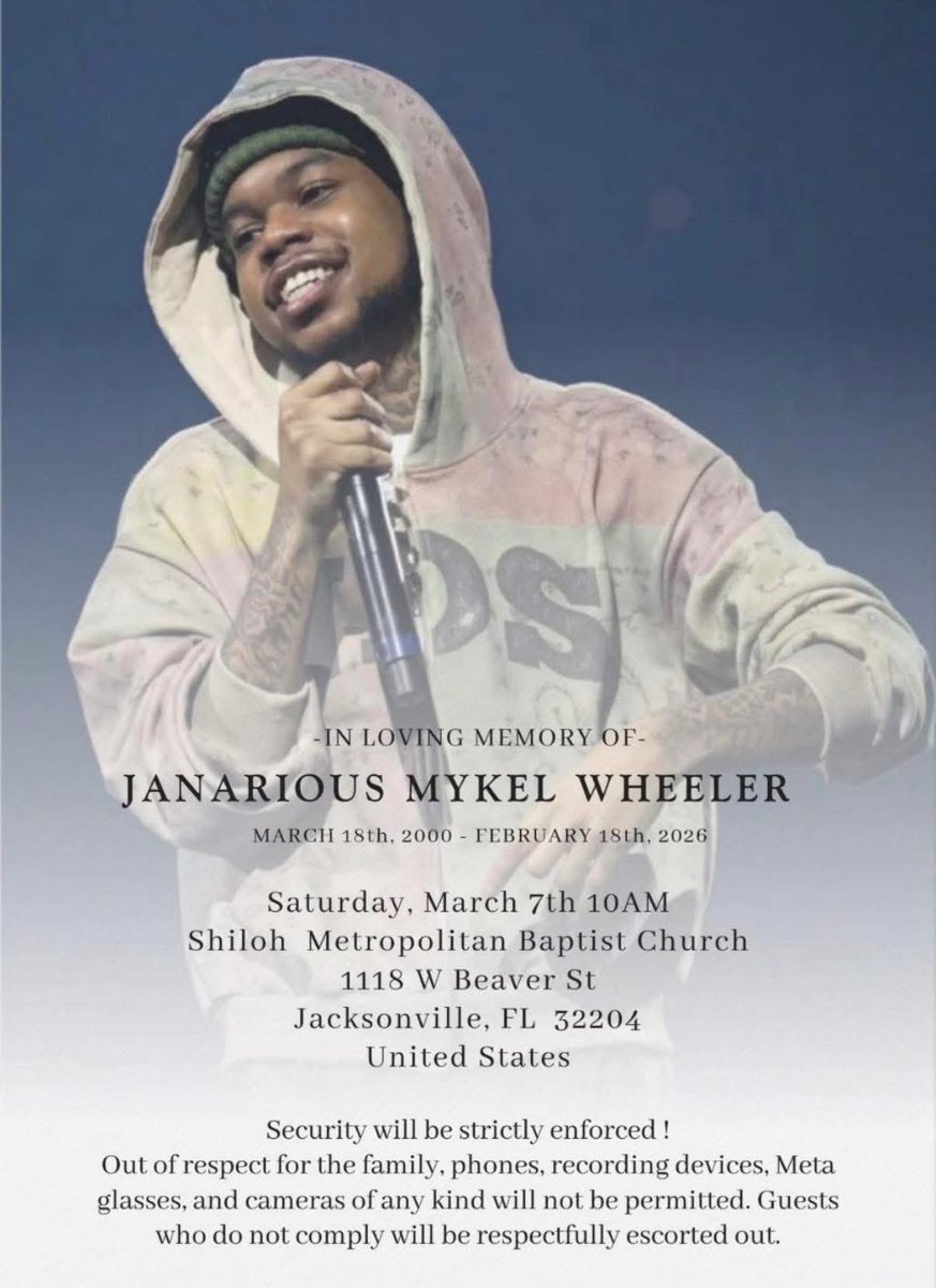 SAY CHEESE! 👄🧀 tweet media