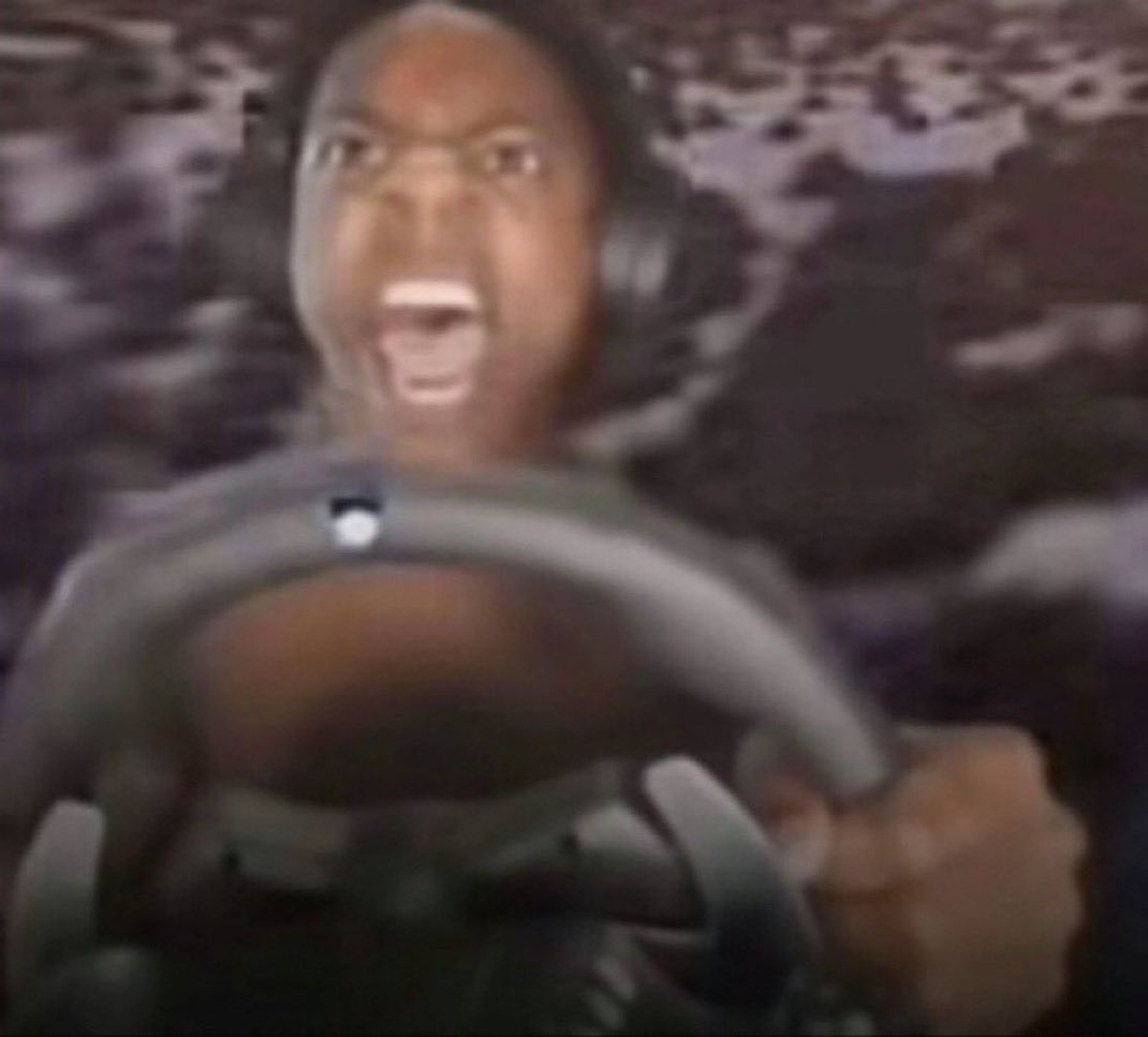 winteryournight's tweet photo. Joker when he sees a shadow while driving Mona in mementos https://t.co/RmRH1CVopj