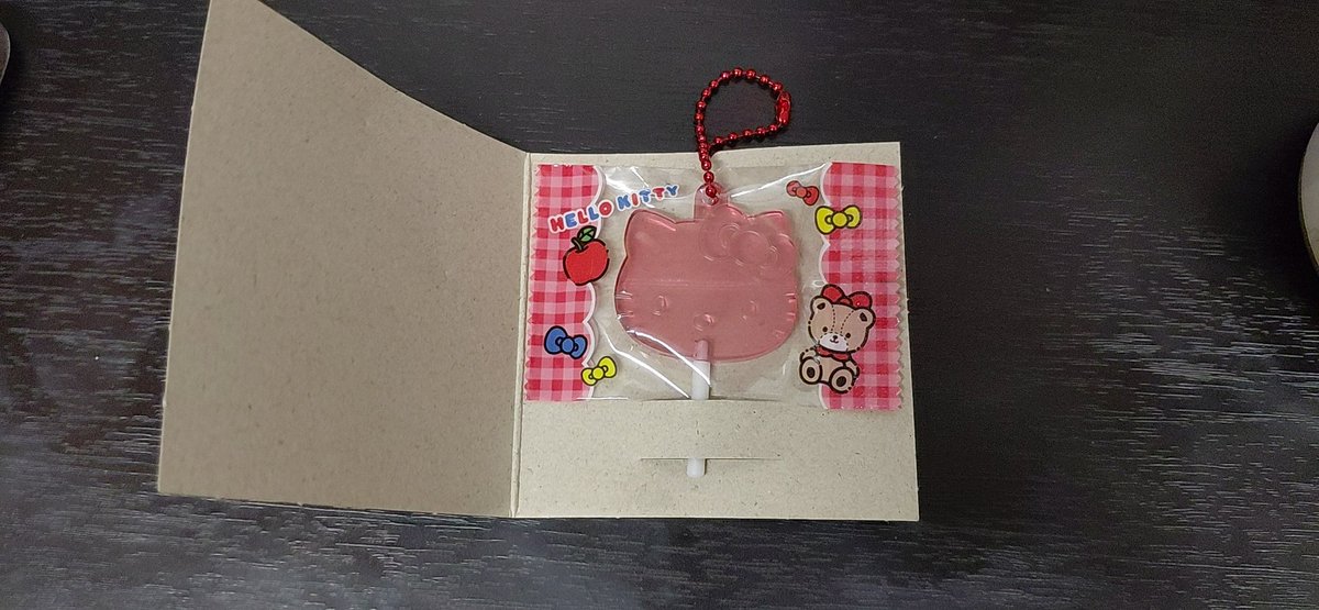 しろねこ tweet media