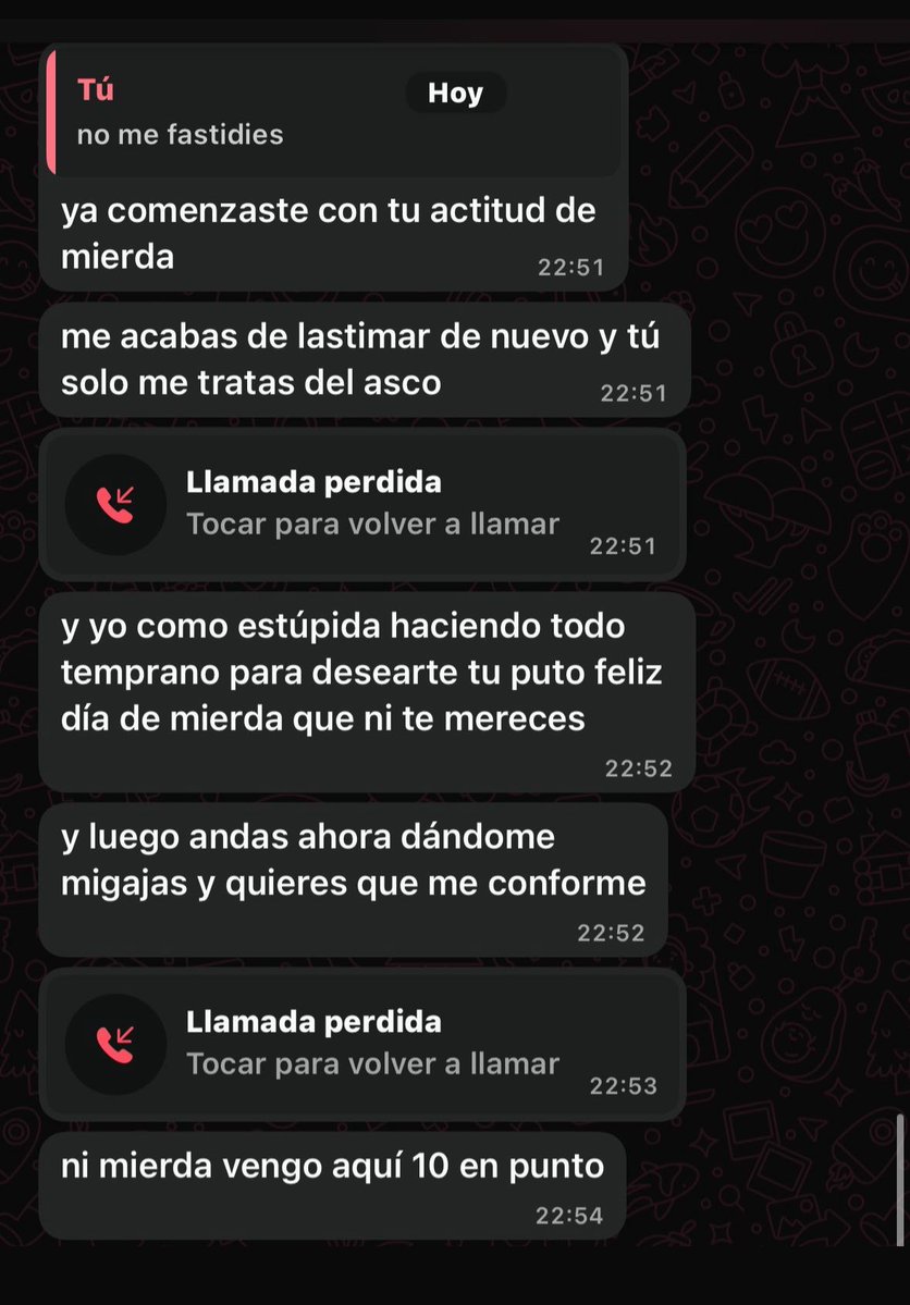 pls chicas; no le crean su actuación de victima. esta era mi vida hace casi un año, desde el primer día me acosó por tardar 3 min en contestarle y sin dejar de mencionar que tmb me hacia bodyshaming. estuvo MESES acosándome.
