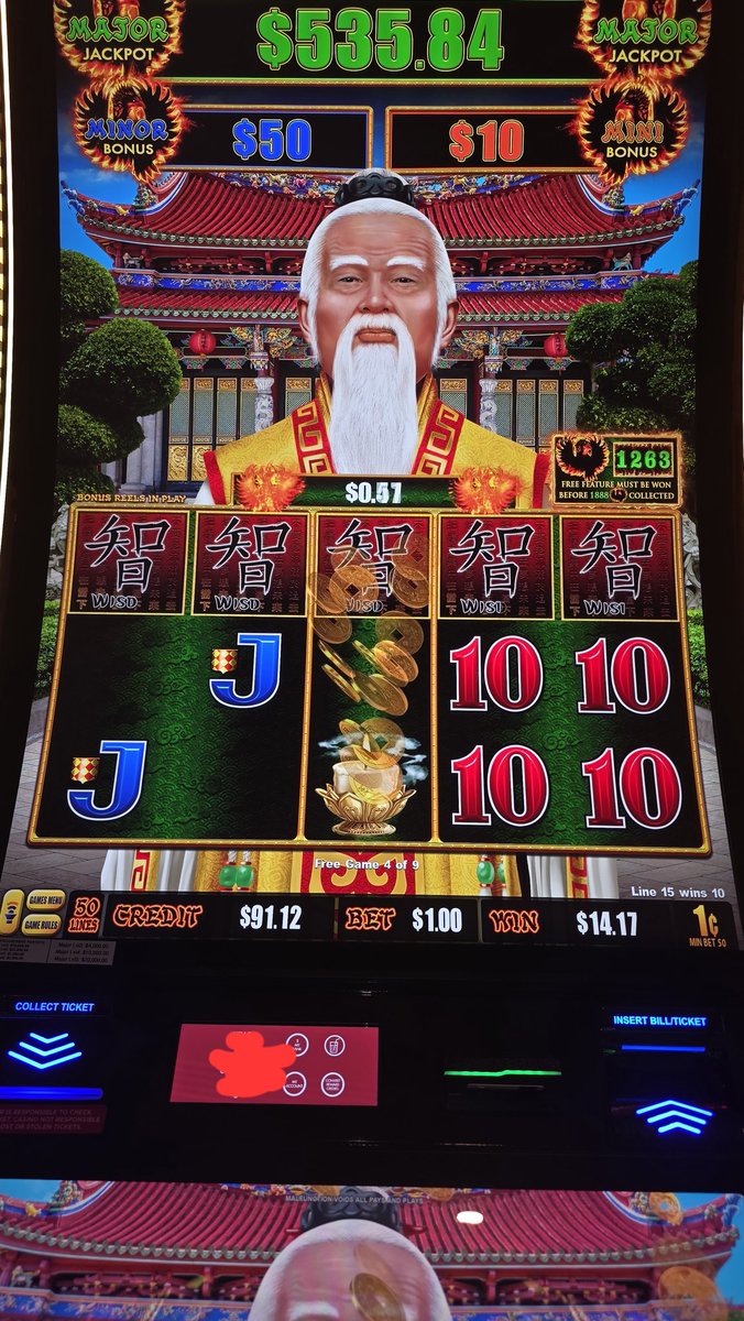 Arizona Wally tweet media