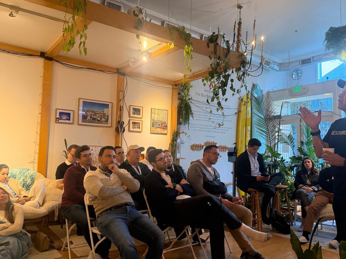 Mario Valle Reyes 🚩🚩🚩 tweet media