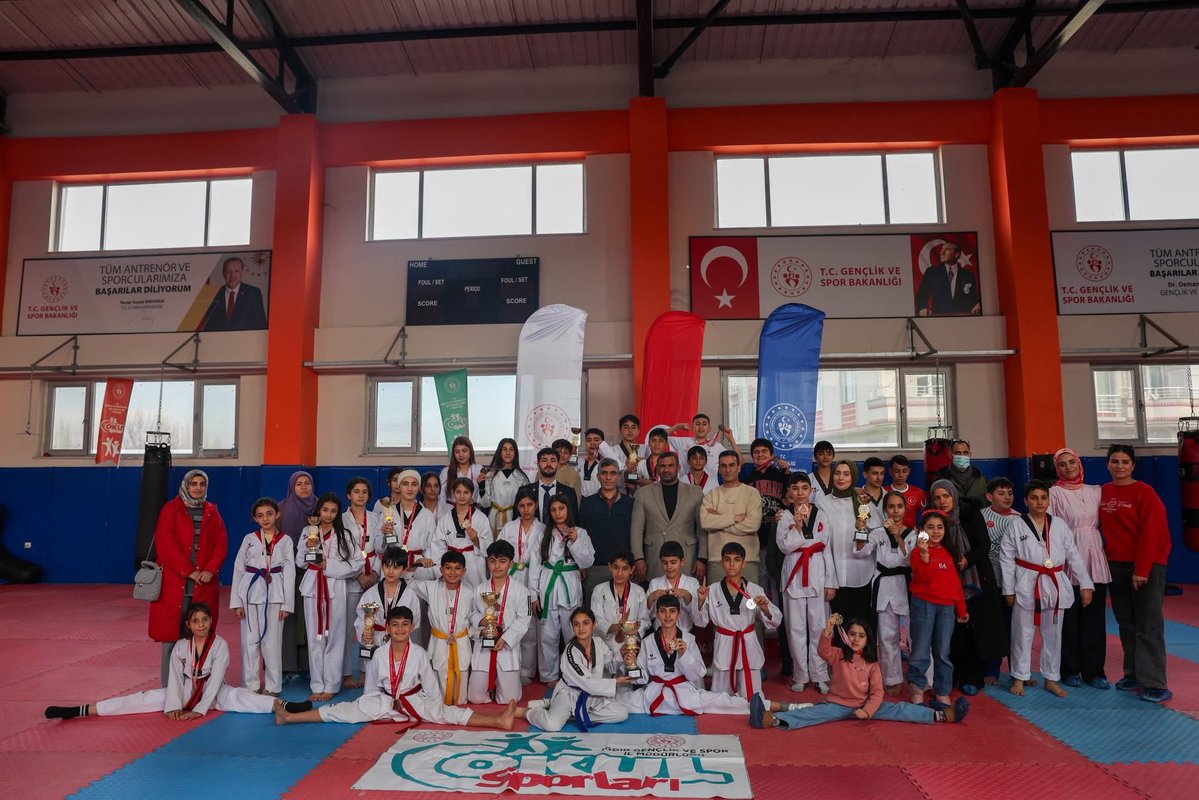 📍 14 Kasım Spor Salonu

2025–2026 Eğitim Öğretim Yılı Okul Sporları Yıldızlar Taekwondo Müsabakaları tamamlandı. 🥋🏆

Müsabakalara katılan tüm sporcularımızı tebrik eder, dereceye giren öğrencilerimize başarılarının devamını dileriz. 👏