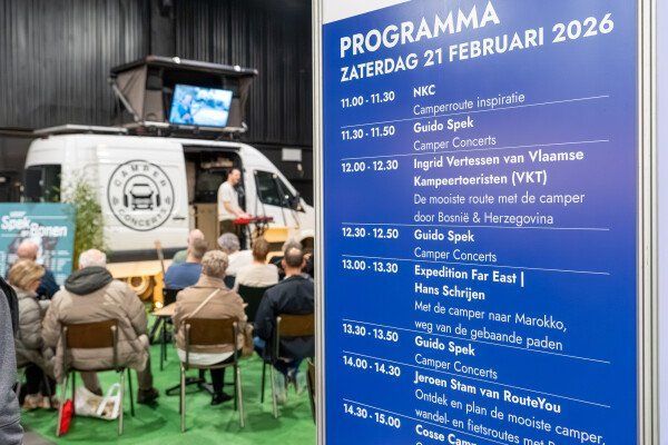 KampeerMagazine's tweet image. De editie van Camperbeurs op 21 en 22 februari in de Brabanthallen in Den Bosch heeft met 16.852 bezoekers een nieuw bezoekersrecord gevestigd #beurs #camper #camperbeurs #kampeermagazine kampeermagazine.nl/camperbeurs-de…