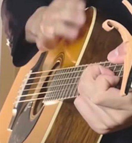 ひより tweet media