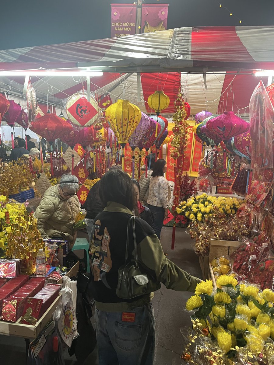 ¥¥¥¥ tweet media