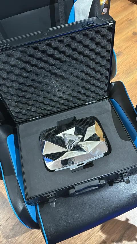 Oscar💀 tweet media