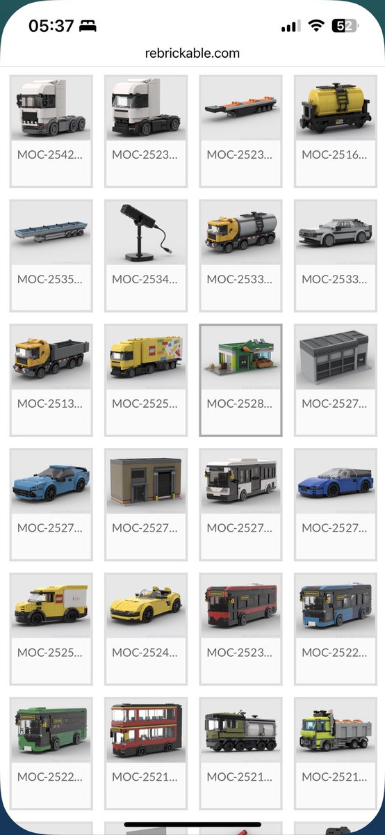 DailyWeeklyBuilds tweet media