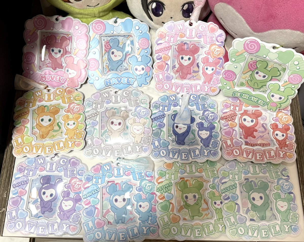 wts / lfb twice ph

TWICE Lovelys × Sanrio Characters Photo Card Holders
— 350 ea
— onhand (can ship now, can do same day delivery via lalamove)

DM to secure!

📌 jyp twice once twice lovely photocard holder twice laburi