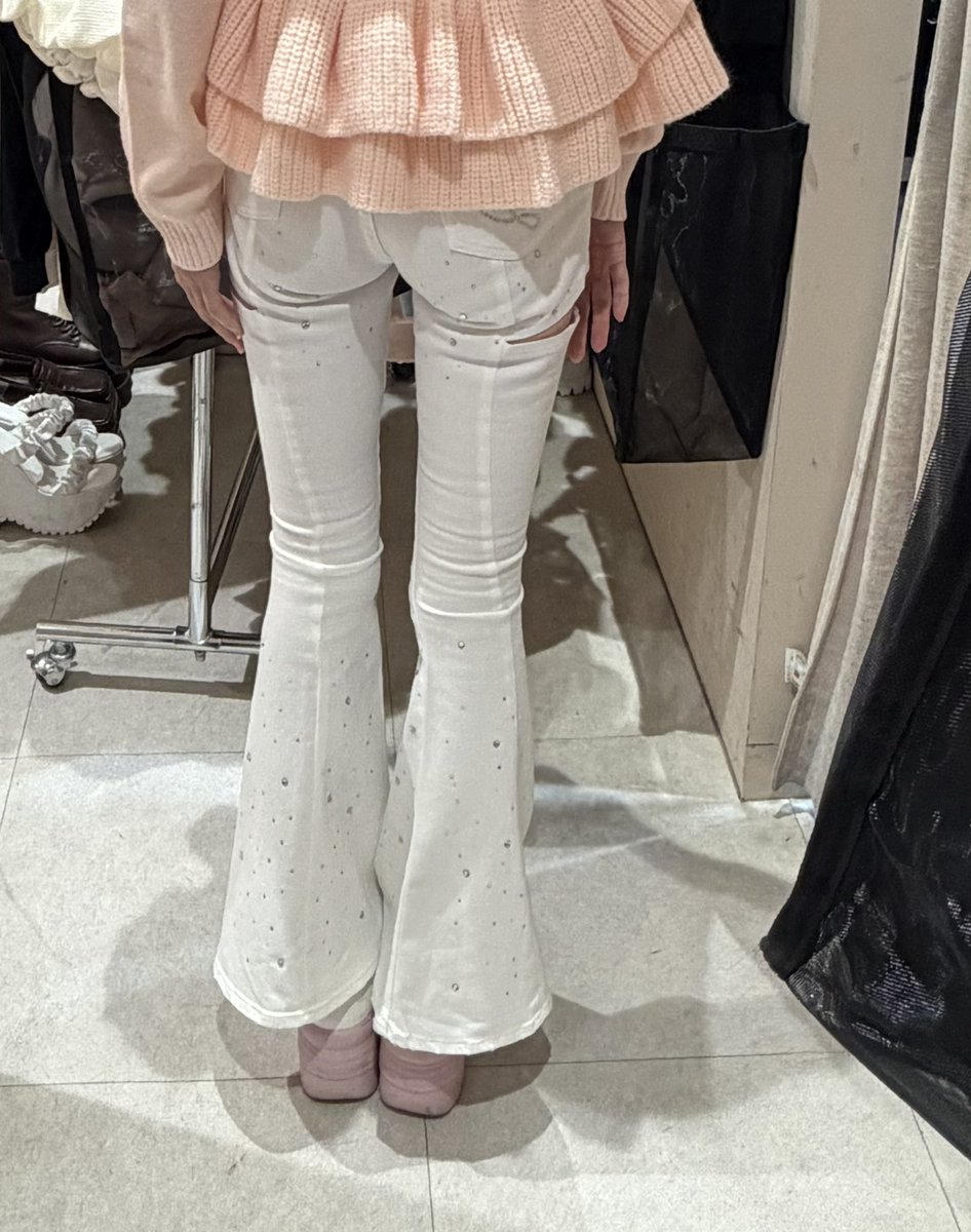 pj312442498's tweet photo. 【報告】
161cm 38キロDarich Xs履いてきました
むしろお腹ゆるゆるやった
オンラインでぴに買ってもらうよ🥺🫶 https://t.co/gLhH3s2pXc