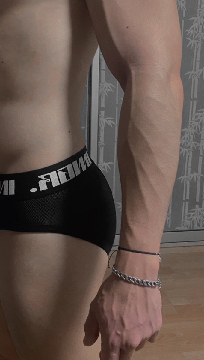 ฟลุ๊ค FLUK tweet media