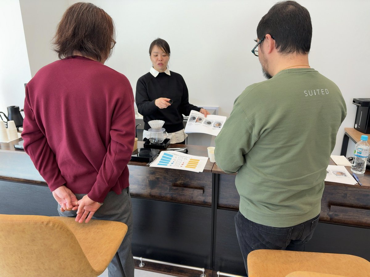 【ハンドドリップコーヒーセミナー開催レポ】
ケトルの違い／フィルターリンス検証／“何投目で何が出る？”の実験…
学びが濃かった回☕ 
ご参加ありがとうございました！
 #古河市 #COKOGA #コーヒー教室
