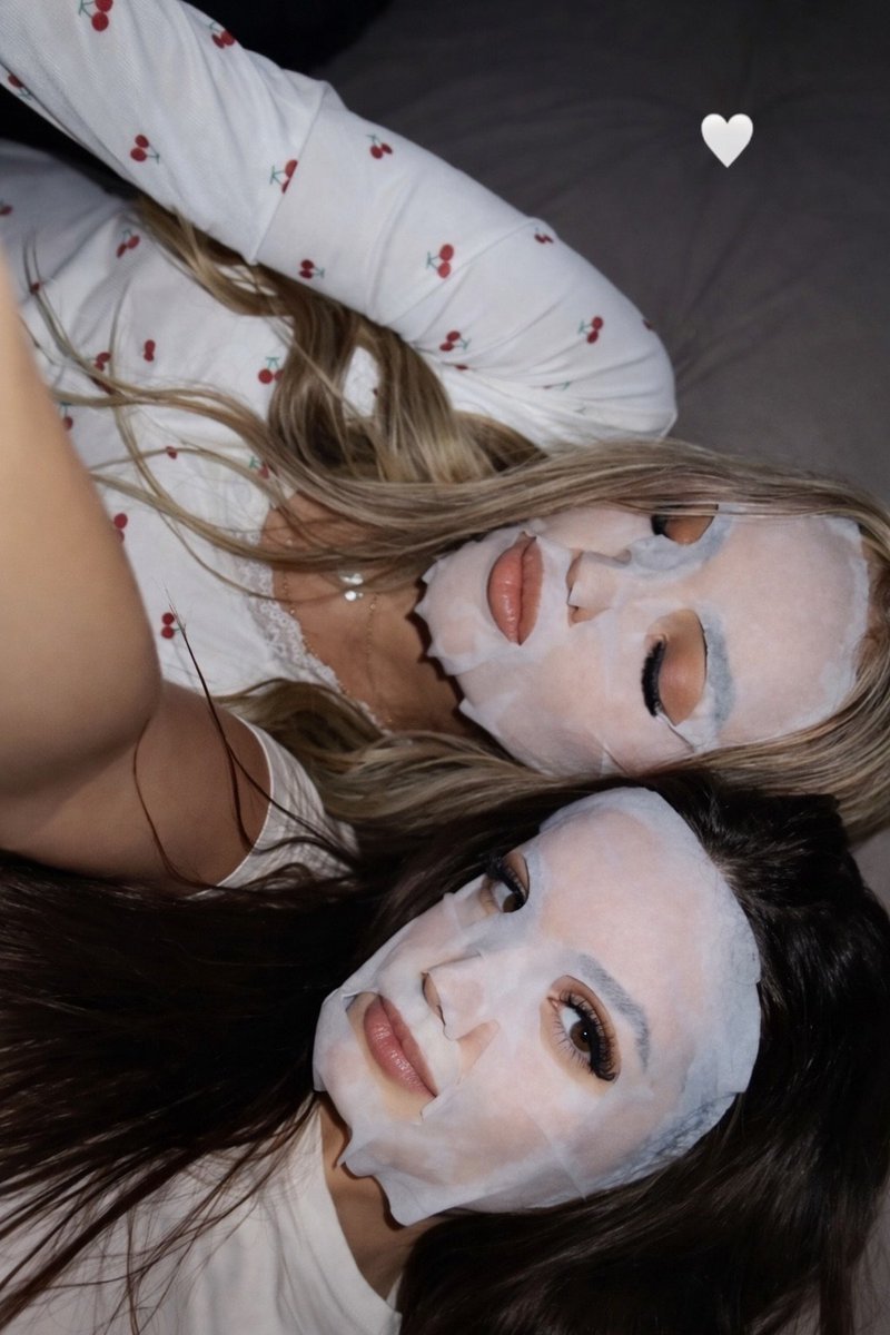 Les 2 soeurs 👯‍♀️ tweet media