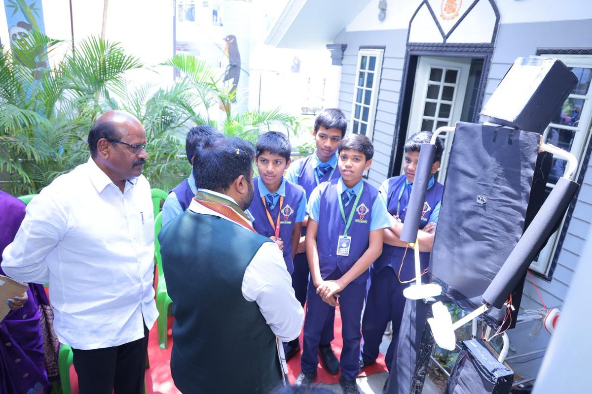 ScienceCityAP's tweet photo. School Science Fair 2026 at Madanapalle – Encouraging Young Scientific Minds!
The School Science Fair 2026 was successfully organized at Vijayabharathi English Medium School, Madanapalle, Annamayya District.
#ScienceCityAP
#GovernmentOfAndhraPradesh
#Innovation
#ISRO https://t.co/dRqAeevmky