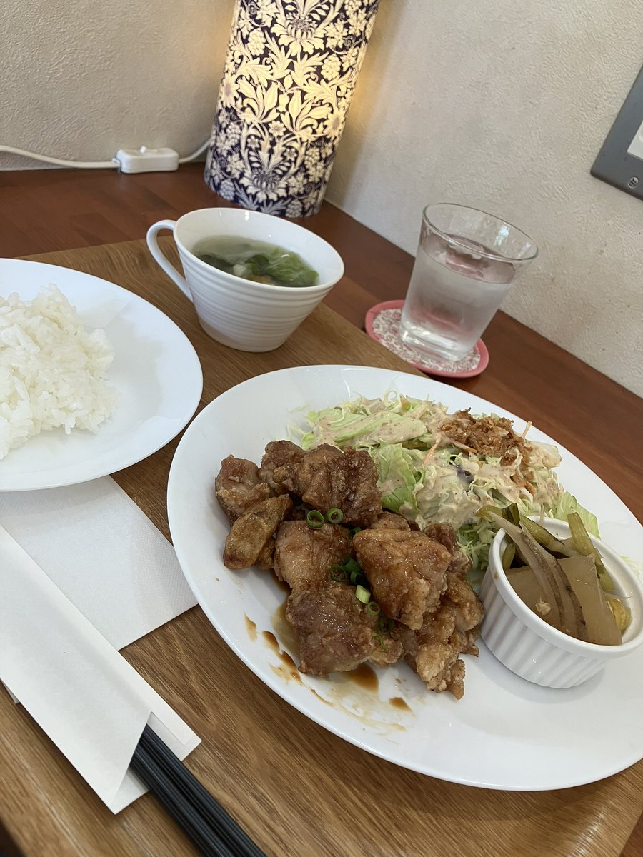tmk12061's tweet photo. 今日も美味しいお昼ご飯🍚
鶏ごぼう✨✨✨
ご馳走様でした(-人-)🍀🧡
PM2:42 福岡の空☀️𓂃⟡.·🙌 https://t.co/kHZdWzSdgI