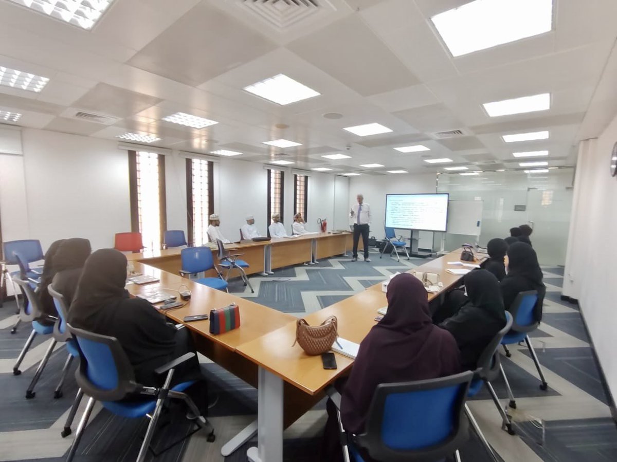 كلية الاقتصاد والعلوم السياسية tweet media