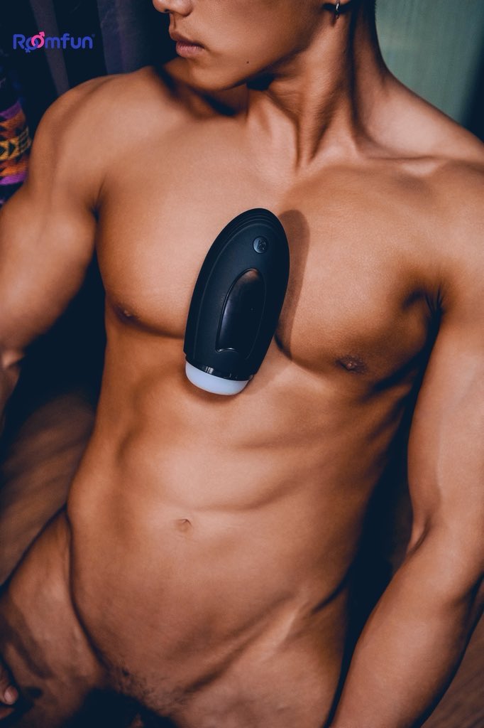 roomfun33988's tweet photo. “Master... I can’t control how my body answers you today.” 💦💦

✨ New Sex Machine — your fave Riding  Machine is leveling up now. 

She’s ready to serve. 🖤
Are you ready to misbehave? 😈

⏳Purchase now and you may get your order for free 

How to enter:
1��⃣Follow @roomfun33988 
2️⃣Like&RT
3️⃣Make an order from our website https://t.co/zS2HY60Frs

📅Ends in 3.31 —— one lucky customer will have a free order

—— Professional Choose Roomfun ——
🔗 https://t.co/8FEh1ufJOl
https://t.co/zS2HY60Frs

#Roomfun #lgbt #NSFW #chudai #SexMachine
 #Sexachine