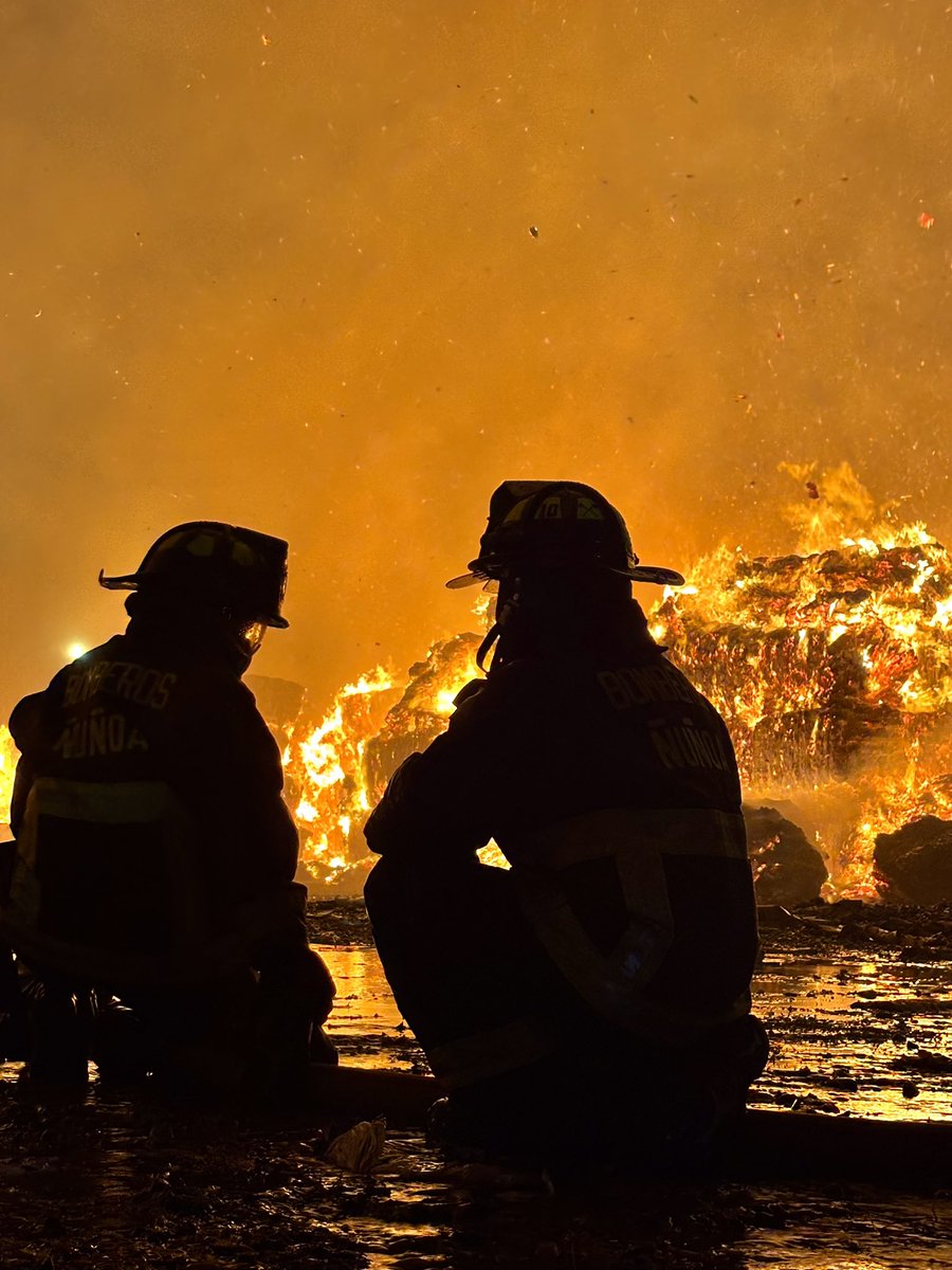 10º Bomberos Ñuñoa tweet media