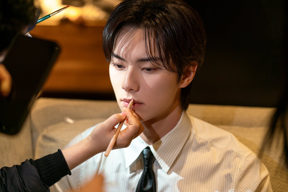 VARO ENTERTAINMENT tweet media