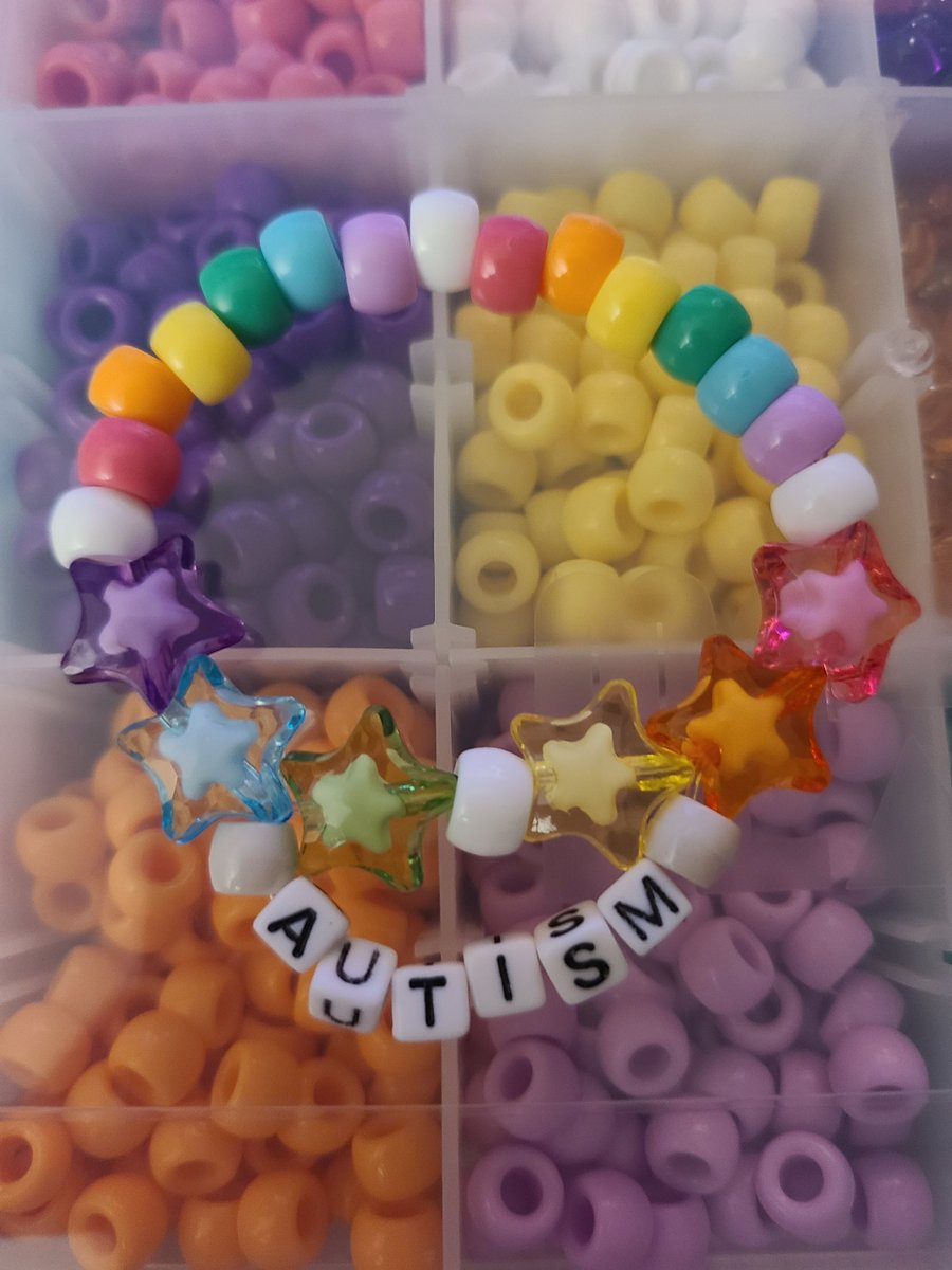 I made my first kandi bracelet!