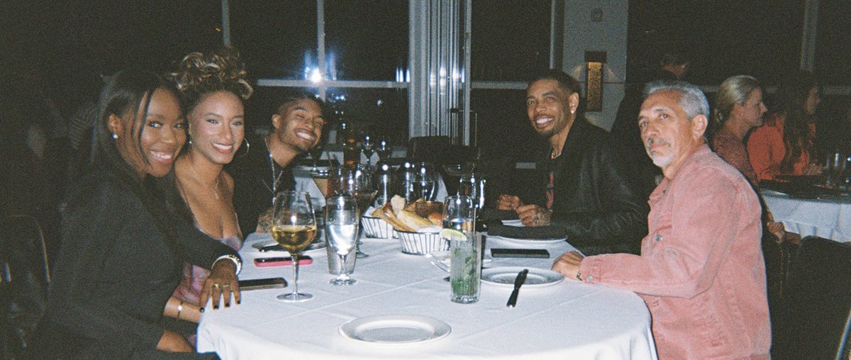 whitneytalks tweet media