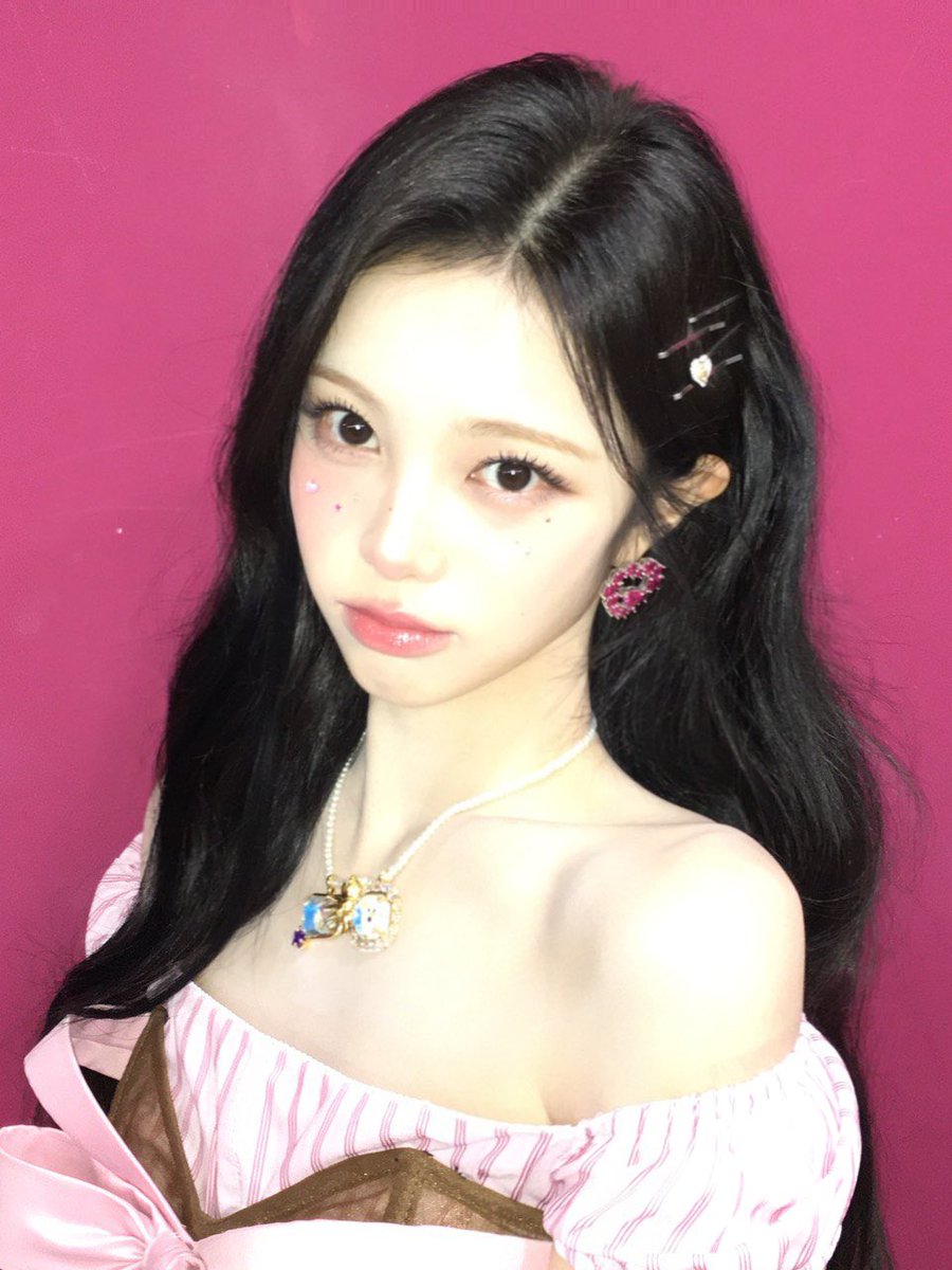정, tweet media