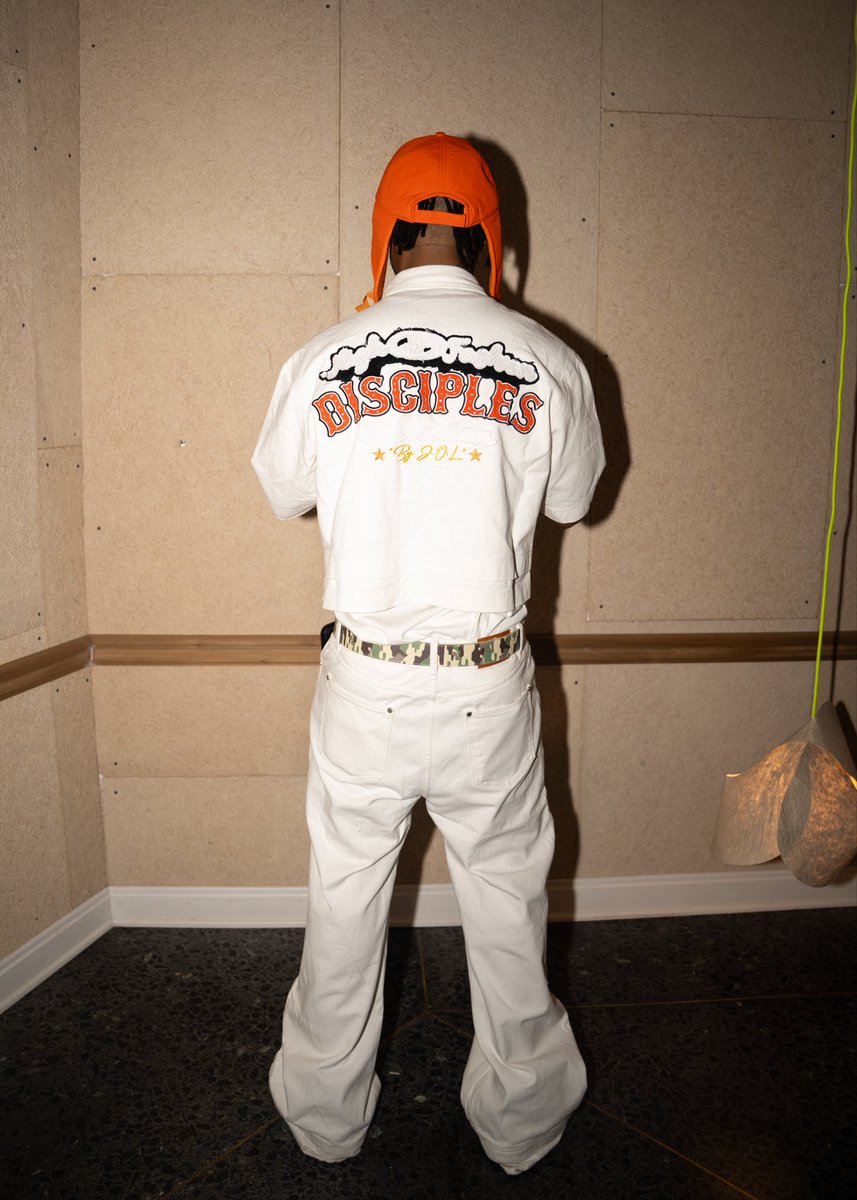 highFashion tweet media