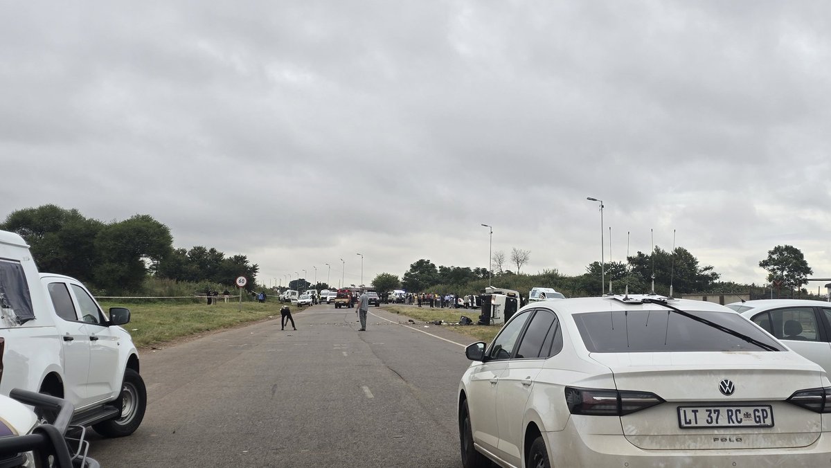 nasiphim's tweet photo. This morning, we were woken up by gunshots from a CIT near Nellmapius. There were no fatalities. 

I'm grateful to @TMPDSafety TRT, EMS, ambulance, SAPS, and private security companies who were first on the scene.

Tshwane hasn't had a CIT problem for years, and we're not about to start. Slyza tsotsi!