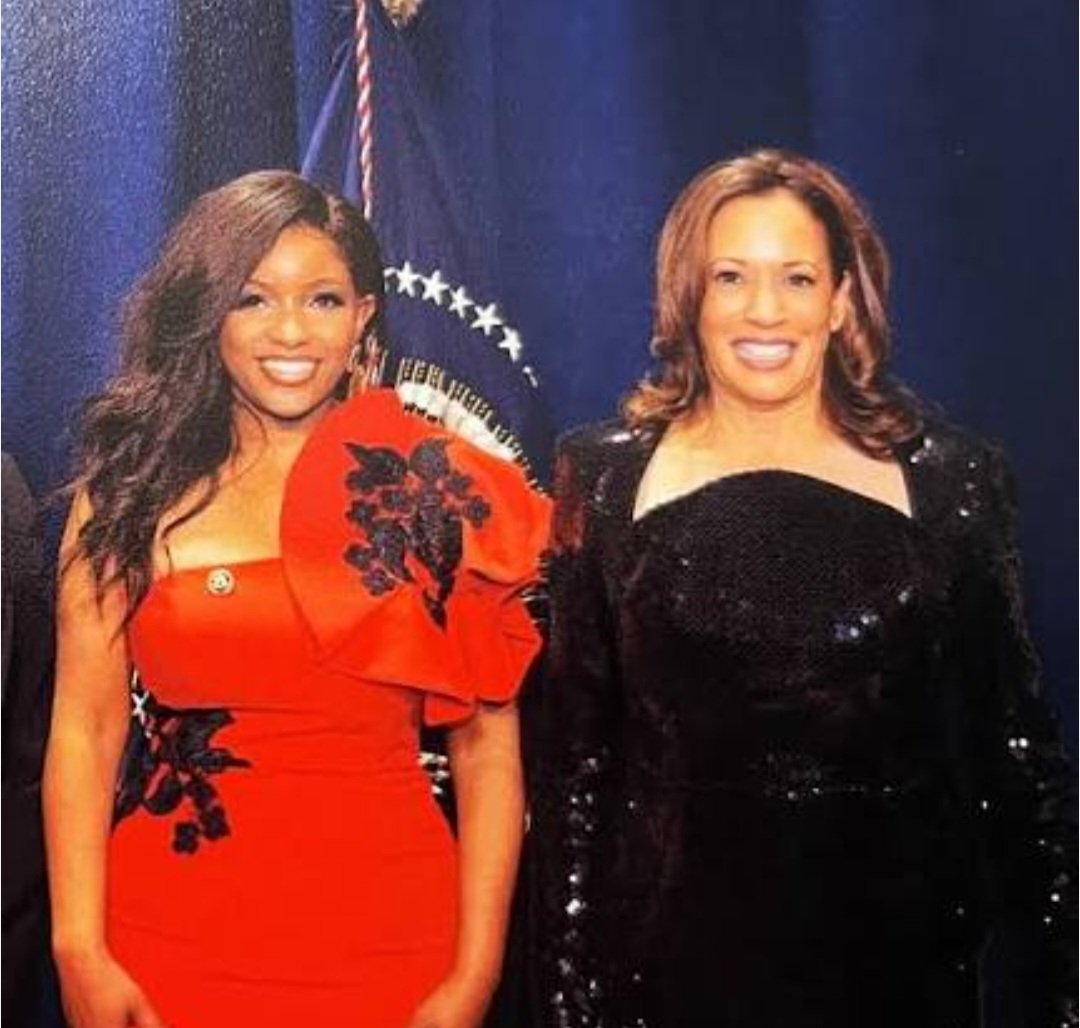 Shorty watched kamala go down in flames then said let me do all the sistah girl, empty symbolism, Black and afro-immigrant celebrity endorsements, pro-illegal alien and zero policies SPECIFICALLY for Black American voters in my campaign too....