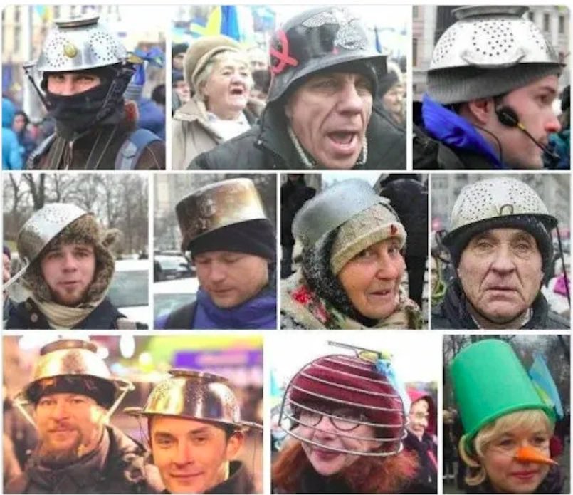 Як романтично пахне ковбаса
І помідори в банцi зашарiлись.
А в пляшечцi, так тихо як роса,
Горiлочка домашня причаїлась.
I сало нiжно зваблює тiльцем,
I хлiб наставив загорiлу спину…
Якщо ж ти млiєш, слухаючи це,
Чому ж ти, блять, не любиш Україну?!