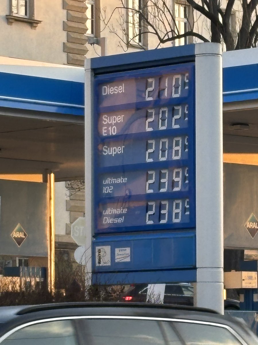 Jonas Dünzel tweet media