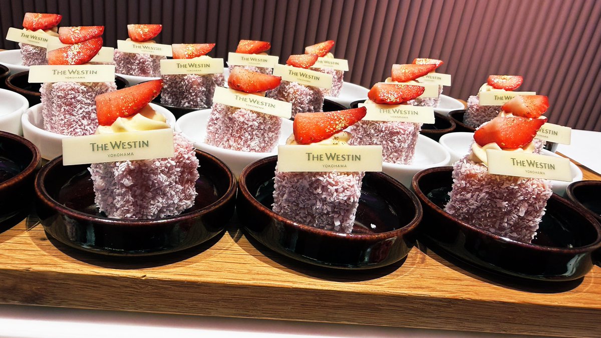 苺祭りやで🍓🍓🍓