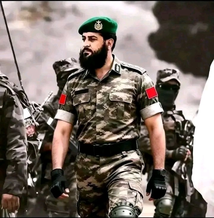 #جانان وﺯير 
نن ورځ په نوى يونيفورم کې راوتلى دى.
تاسو يو لايک ورکړئ (♥).
<a href="/Ibrahim9222540/">ibrahim ( afghan )</a> 🔁☝