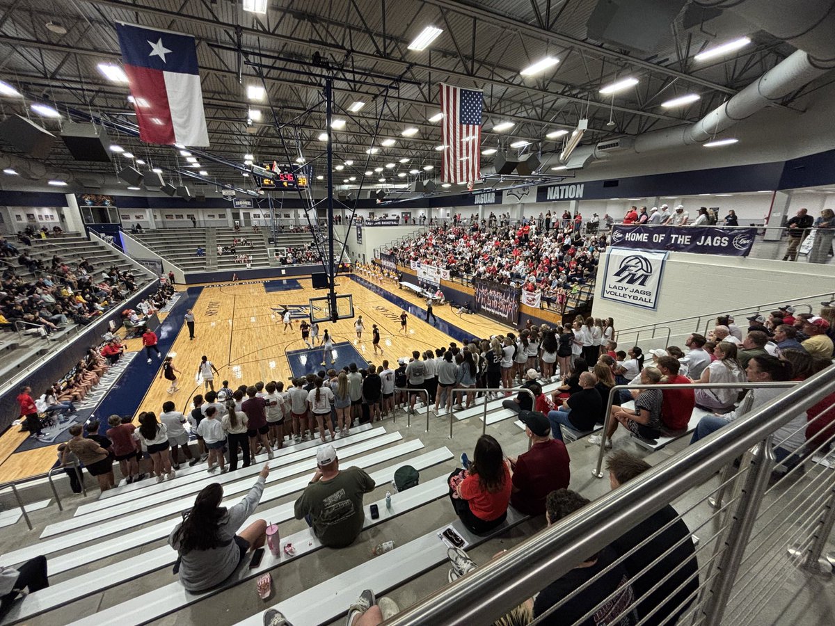 Shannon Knowles tweet media