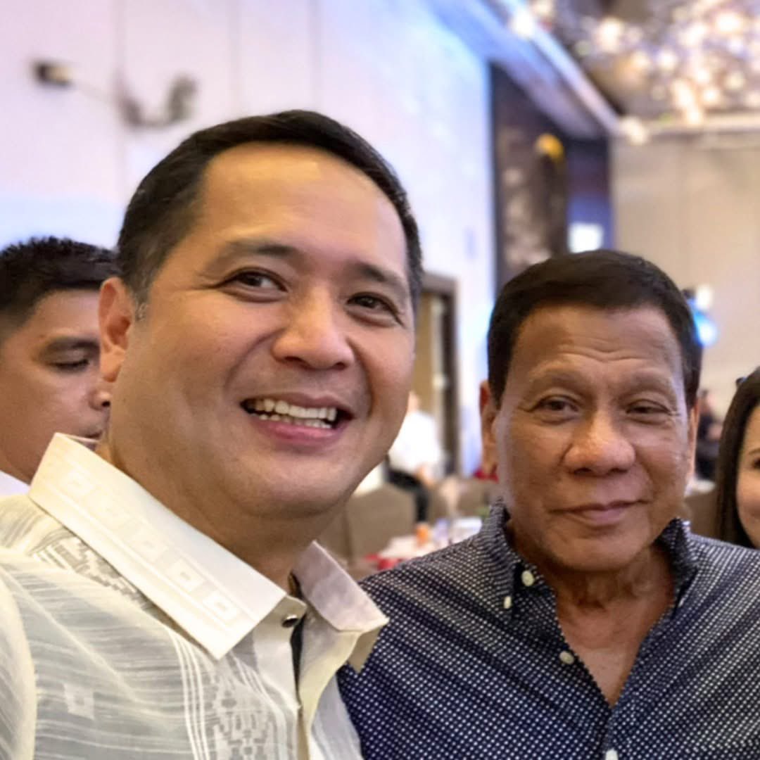 This is Bong Suntay and this explains why he’s a Diehard Duterte Supporter (DDS).

He was the House Deputy Majority Leader from 2019 to 2022 when Duterte was President and he was a Congressman.

Prior to 2019, Suntay was appointed by Rodrigo Duterte as one of the five directors